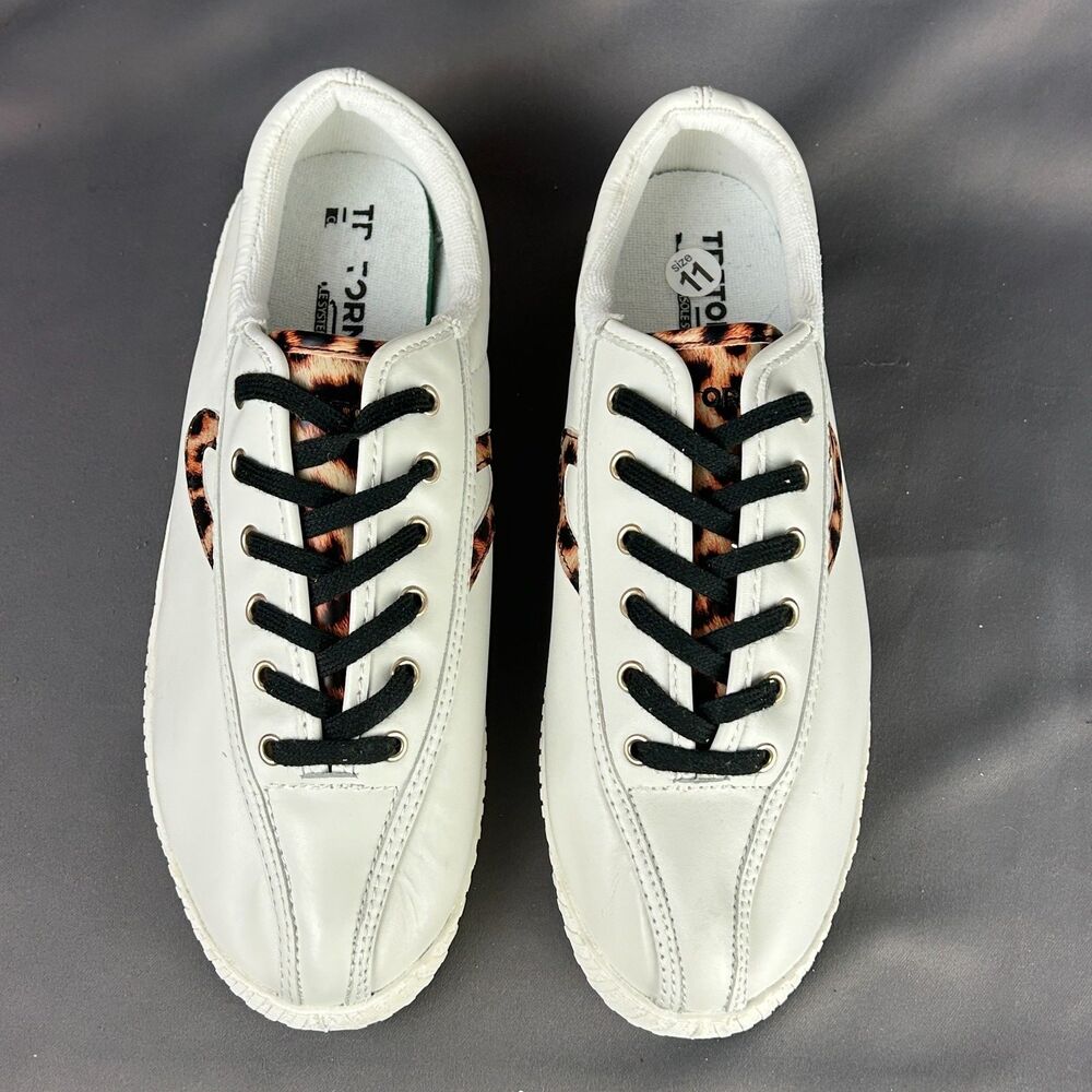 TRETORN Women's Leather Casual Sneakers White Leopard US 11 NWT